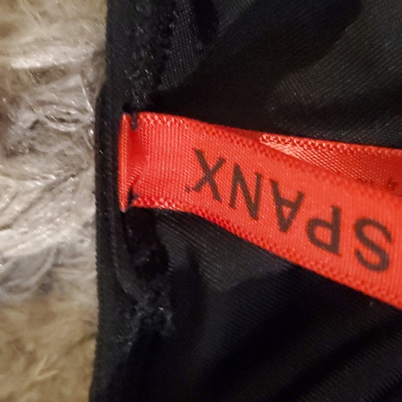 Spanx Simplicity Black Short Shape Wear Size medium high Waist - Picture 5 of 7